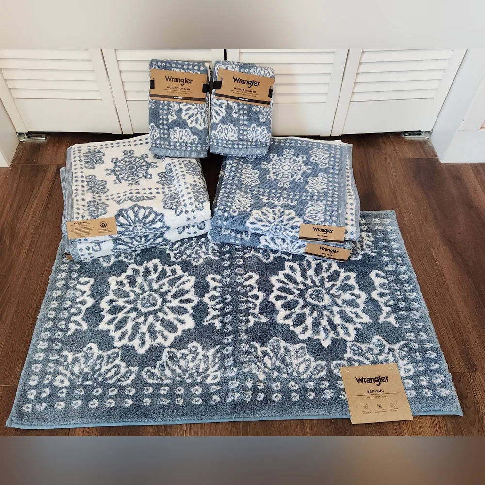 Wrangler Blue Bandana Bath Towel Set With Bath Rug